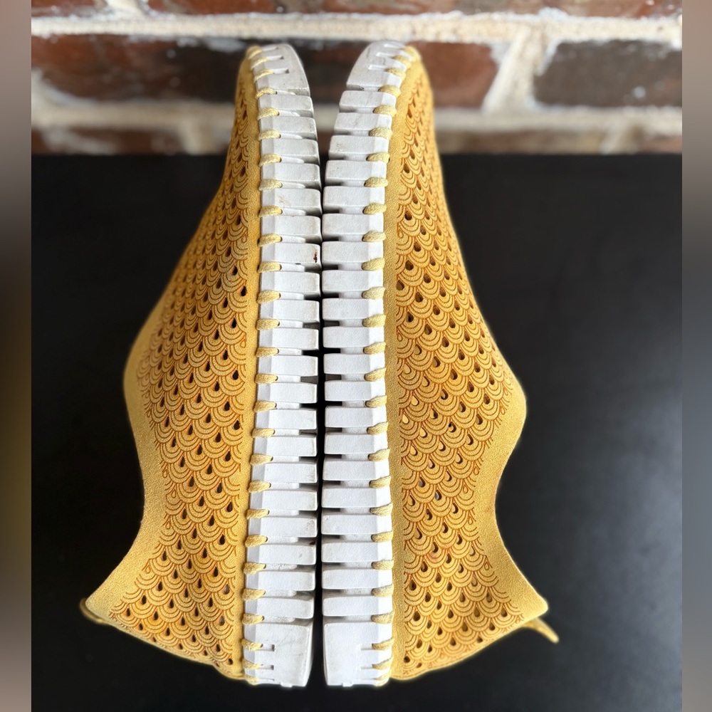 Ilse Jacobsen Hornbaek Tulip Gold Suede Perforated Slip-On Sneakers Size EU 39 - Picture 10 of 15